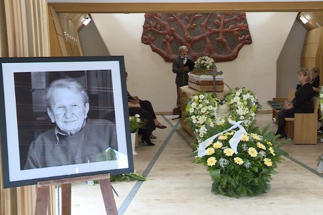 Végső búcsút vettek Németh János keramikusművésztől