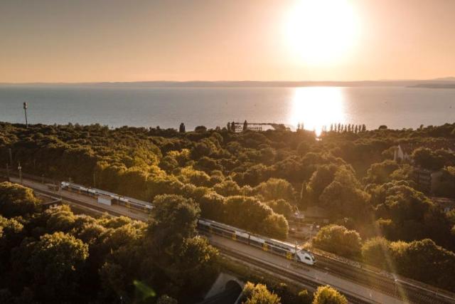 Kész a déli part, hétfőtől az északin dolgozik a MÁV