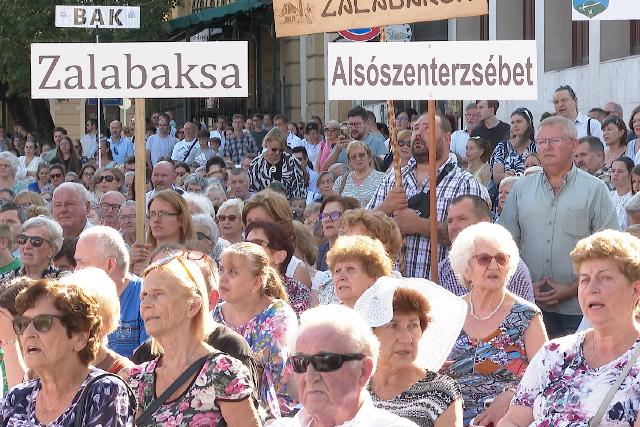 Szabadtri szentmisvel kezddtt a Vrosmisszis Ht Zalaegerszegen