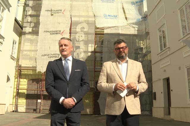 Elkezdődött a Kvártély tetőfelújítása