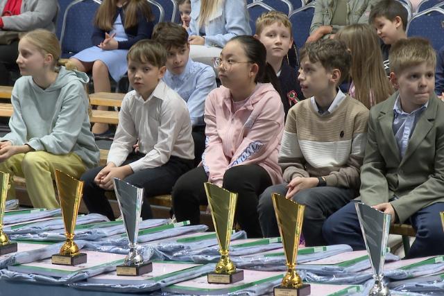 Eredményt hirdetett a MaTe - tehetséges diákokat és pedagógusokat ismertek el