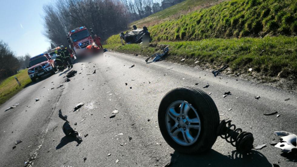 Slyos baleset Magyarszentmikls kzelben - Frisstve