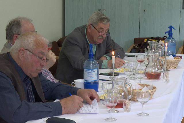 Borversenyt rendeztek Botfán