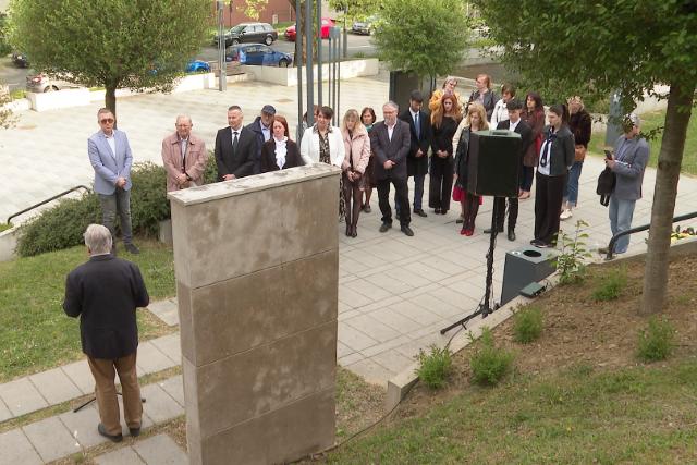 Megemlékezést tartottak Keresztury Dezső halálának 30. évfordulója alkalmából